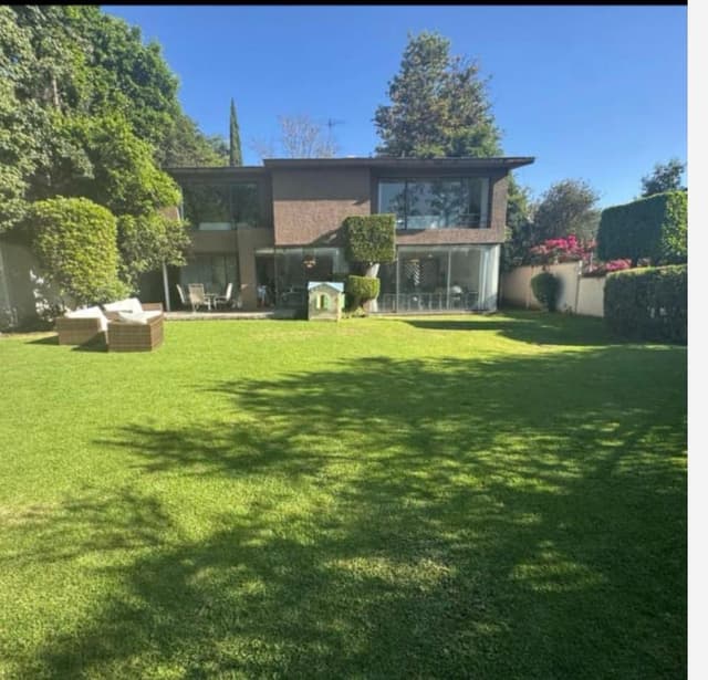 Casa en venta en Bosques de las Lomas 4 Recámaras