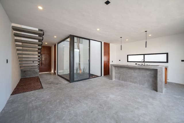 Venta de casa en privada de 3 Habitaciones con amenidades en Conkal, Mérida