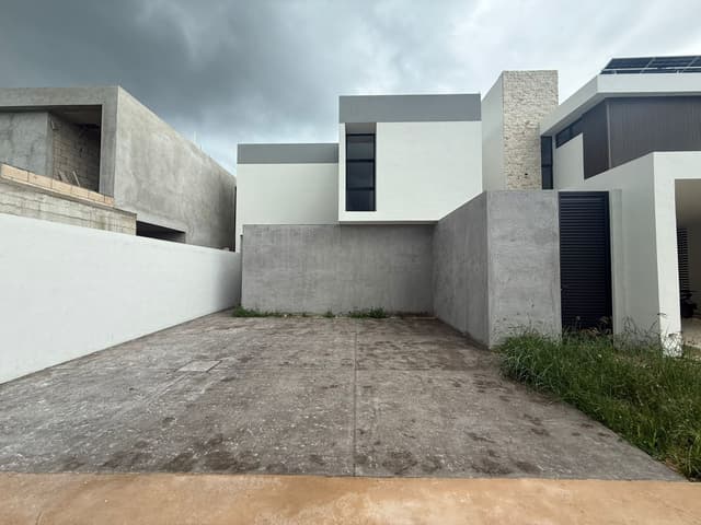 Venta de casa en Privada con amenidades de 3 Habitaciones