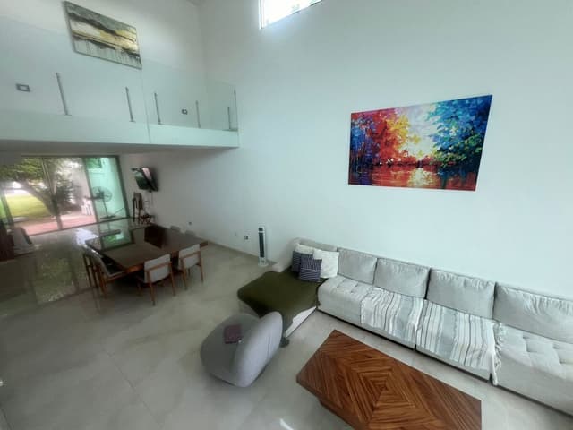 Venta de casa 4 Habitaciones con paneles solares y equipado en Dzitya