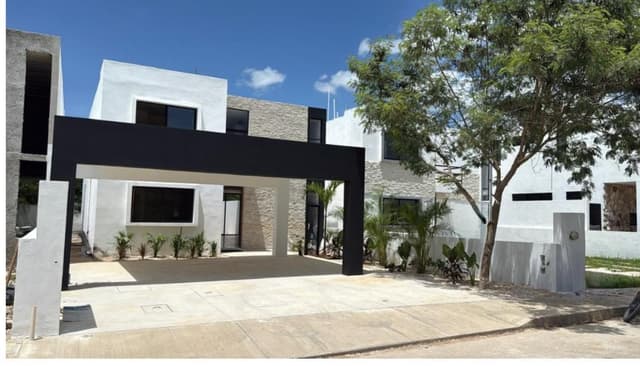 Venta de Casa Nueva 2 pisos de 3 Habitaciones en Conkal