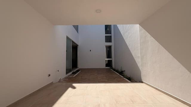 Venta de casa de 3 Recamarás en Privada al norte de Mérida Campo cielo