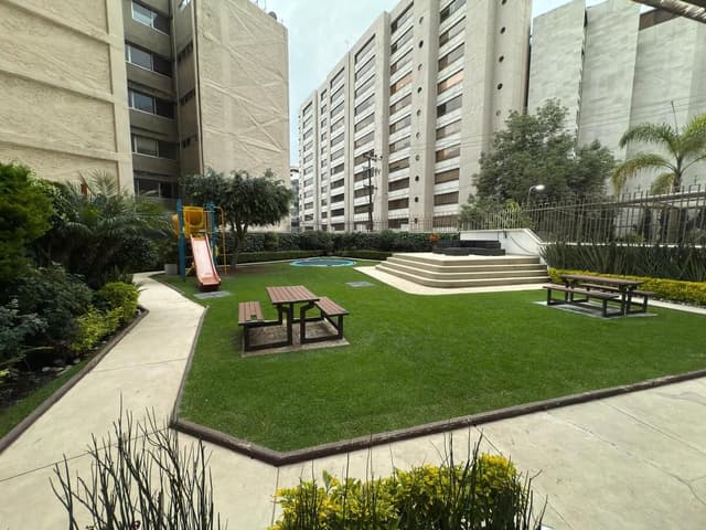 LOMAS DE CHAPULTEPEC DEPARTAMENTO AAA CON CON ÁREAS COMUNES DE 350 M2