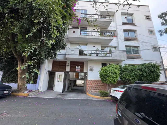 VENTA PH CON ROOF EN TIZAPAN