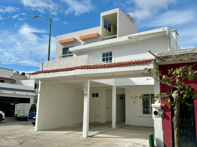 Casa en Venta en Fraccionamiento Los Mangos 3