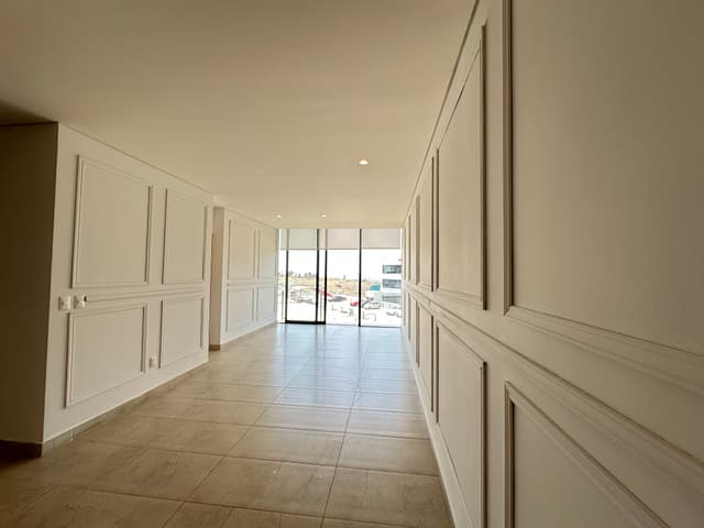 Exclusividad y Confort en el Corazón Corporativo de Querétaro: Departamento de Lujo en Centro Sur