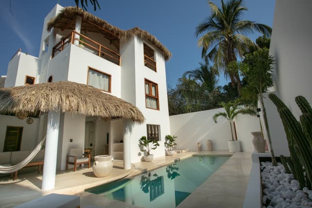 Casa en venta en Brisas de Zicatela 4 Recámaras