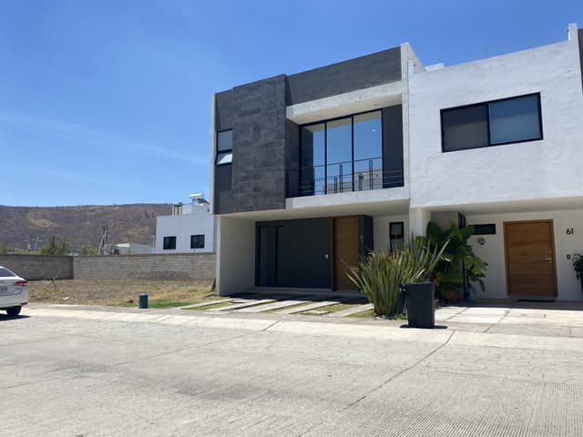 🏡 Casa en renta en Coto Tehuantepec, Adamar
