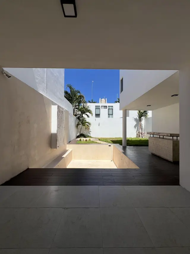 Renta de casa Amueblada con piscina y jacuzzi con paneles solares