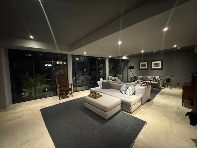 Departamento en Renta en la Del Valle 3 Recámaras