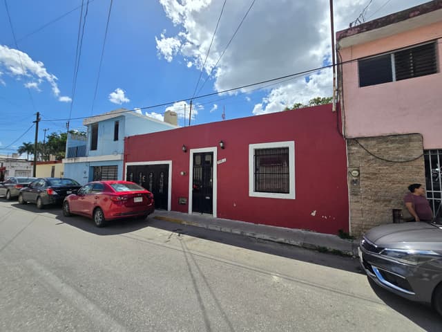 Venta de Casa a 2 cuadras de PASEO MONTEJO en el Centro
