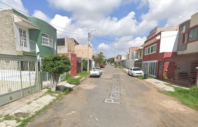 JVV- VENDO CASA EN RANCHO DE LA CRUZ, COYULA, JAL.