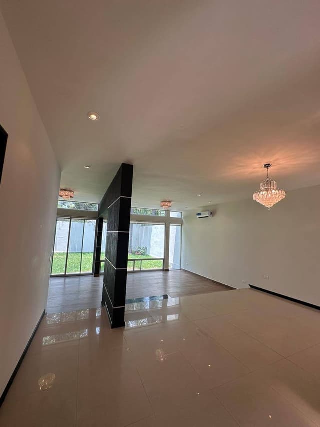 Casa en venta en zona exclusiva en carretera nacional