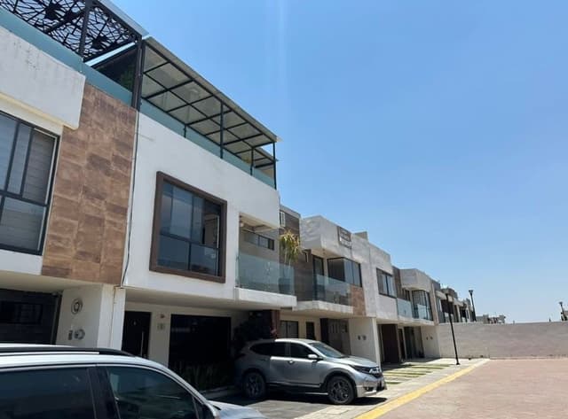 venta casa DIEGO VELAZQUEZ, CONJUNTO URBANO VILLAS DE NEXTLALPAN, EDOMEX. CESION ADJUDICADA