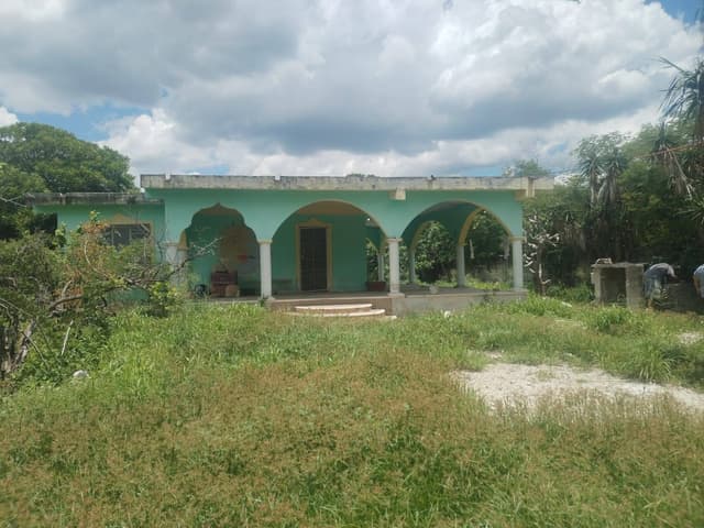 Casa con amplio terreno en venta en Paraíso Progreso Yucatán