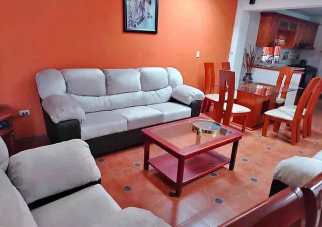 Cerca de la UANL departamento amueblado de una habitación