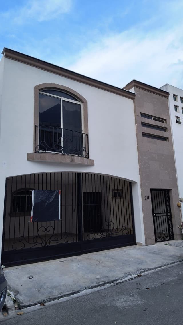 Casa en Renta Cima del Bosque (Cumbres Elite), Monterrey Nuevo León