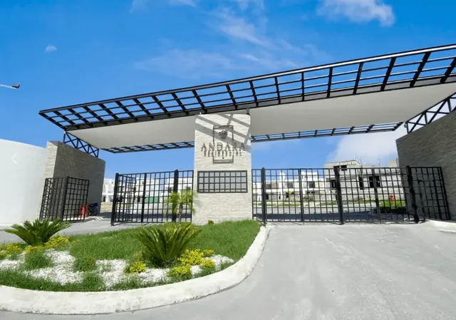 RENTA CASA EN RESIDENCIAL