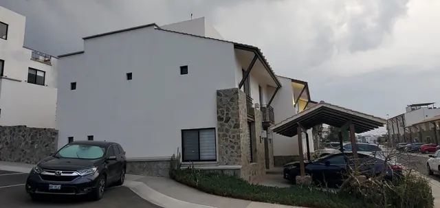 CASA EN RENTA EN ZAMANE - ZIBATÁ