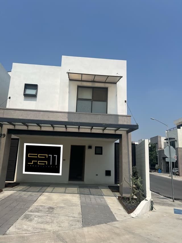 CASA EN VENTA EN PRIVADA MONTICELLO