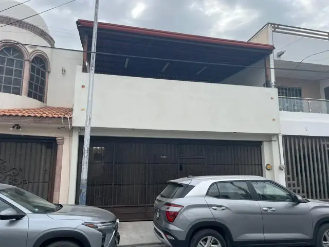 Casa en Venta en Casa Blanca, San Nicolás de los Garza, Nuevo León