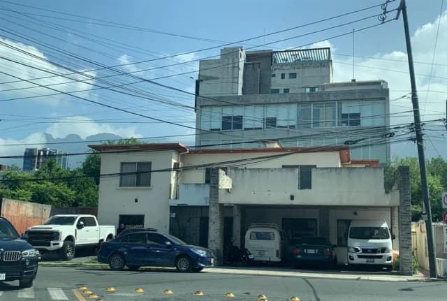 Terreno en Venta en Zona del Valle, San Pedro Garza García, Nuevo León