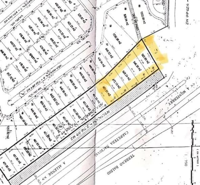 Local en Renta en Yerbaniz, Santiago, Nuevo León