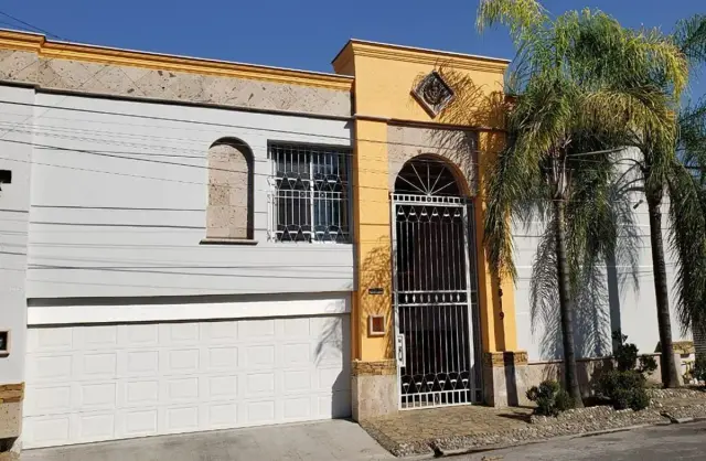 Casa en Venta en Las Cumbres, Monterrey, Nuevo León
