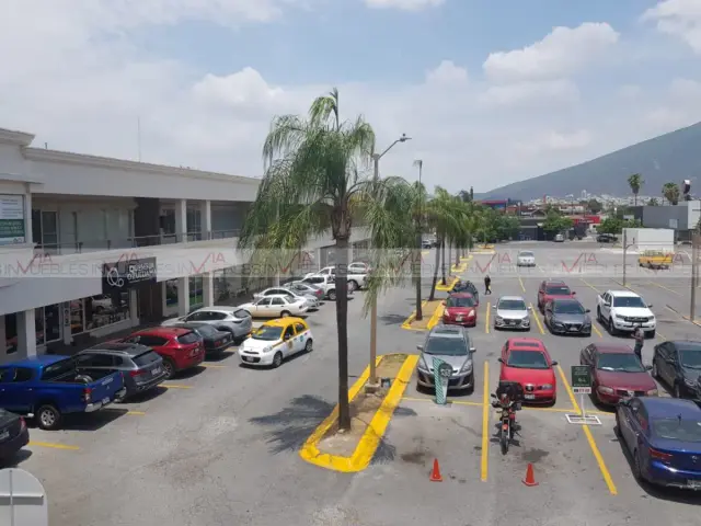 Local en Renta en Villa los Pinos, Monterrey, Nuevo León