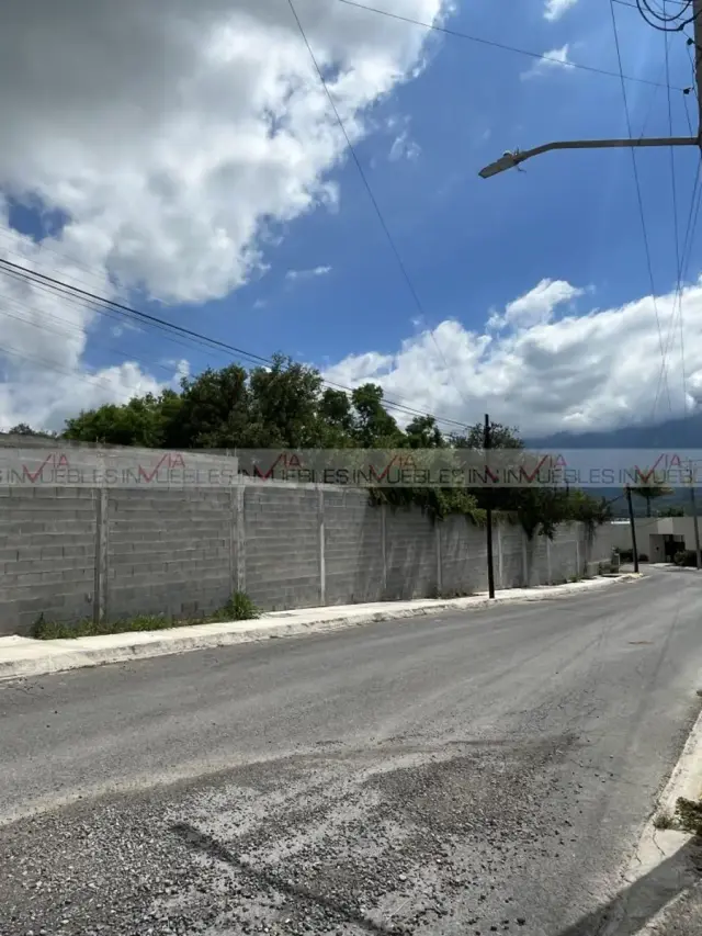 Terreno en Venta en El Uro Oriente, Monterrey, Nuevo León