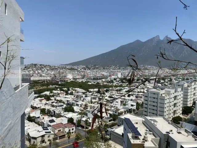 Terreno en Venta en Lomas de Montecristo, Monterrey, Nuevo León
