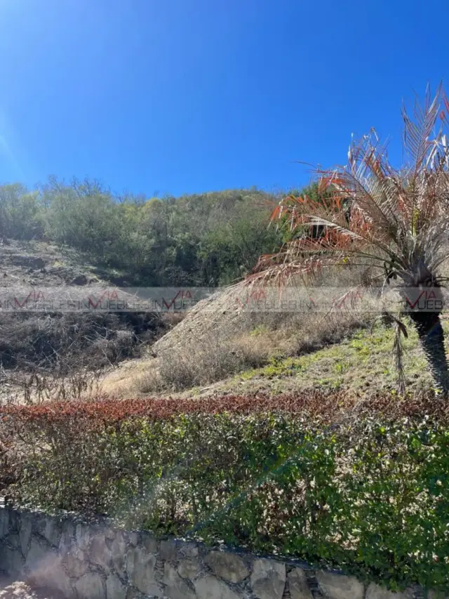 Terreno en Venta en Los Cristales, Monterrey, Nuevo León
