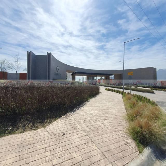 Terreno en Venta en Yerbaniz, Santiago, Nuevo León