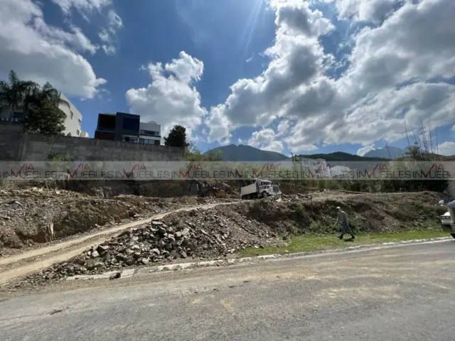Terreno en Venta en Plaza Rincón de la Virgen, Monterrey, Nuevo León