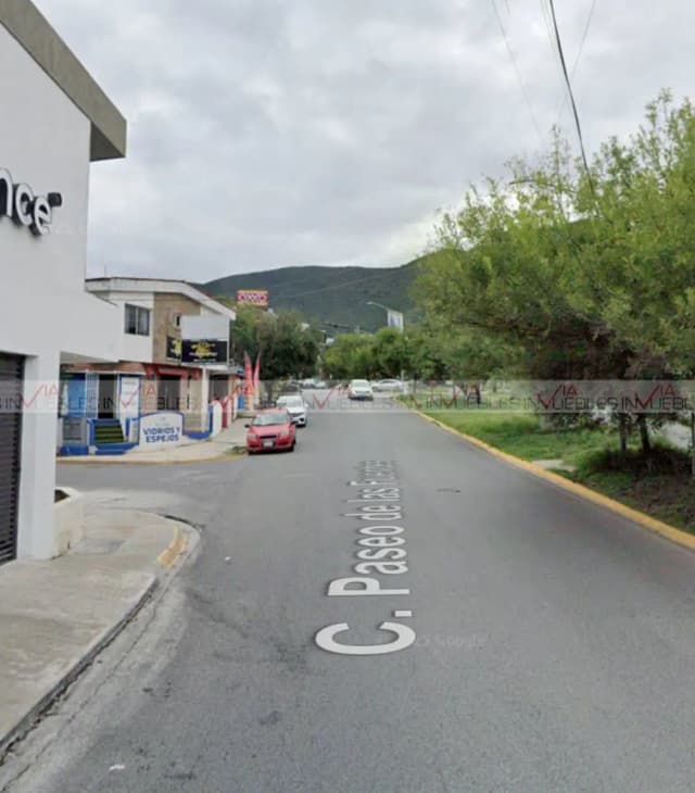 Local en Renta en Villa las Fuentes, Monterrey, Nuevo León