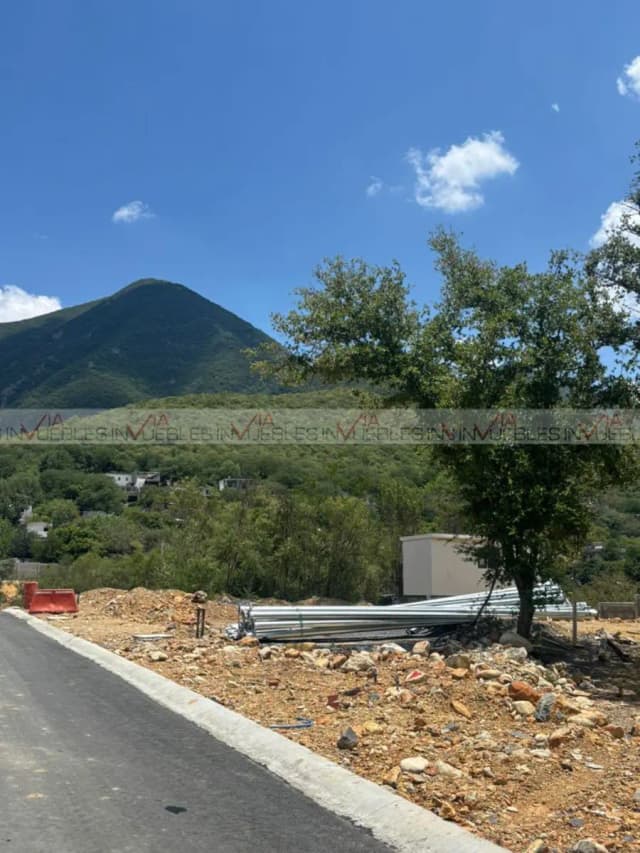 Terreno en Venta en El Cerrito, Santiago, Nuevo León