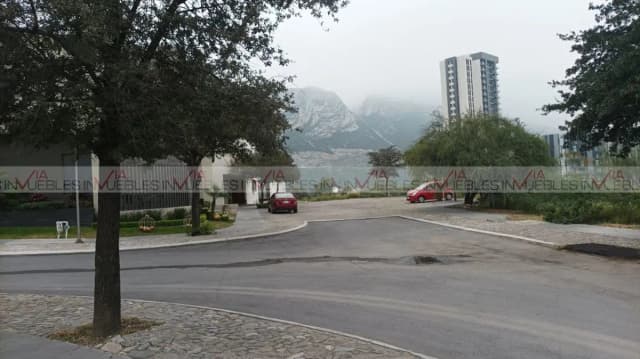 Terreno en Venta en Residencial Cordillera, Santa Catarina, Nuevo León