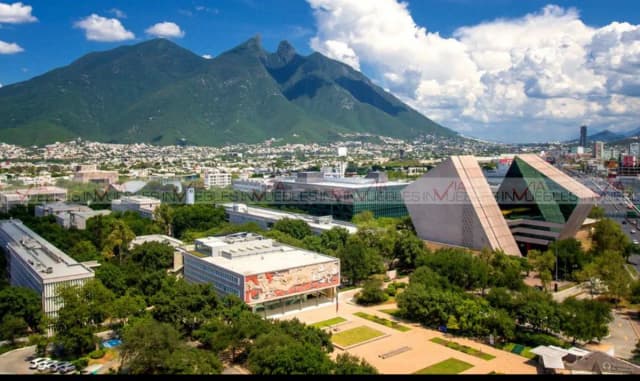 Terreno en Venta en Sierra Ventana, Monterrey, Nuevo León