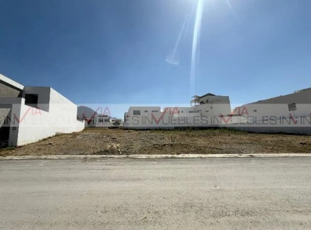 Terreno en Venta en Bosques de las Misiones Sector Encino, Santiago, Nuevo León