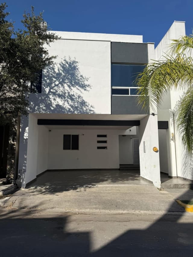 Casa en Venta en Cerradas de Valle Alto Residencial, Monterrey, Nuevo León