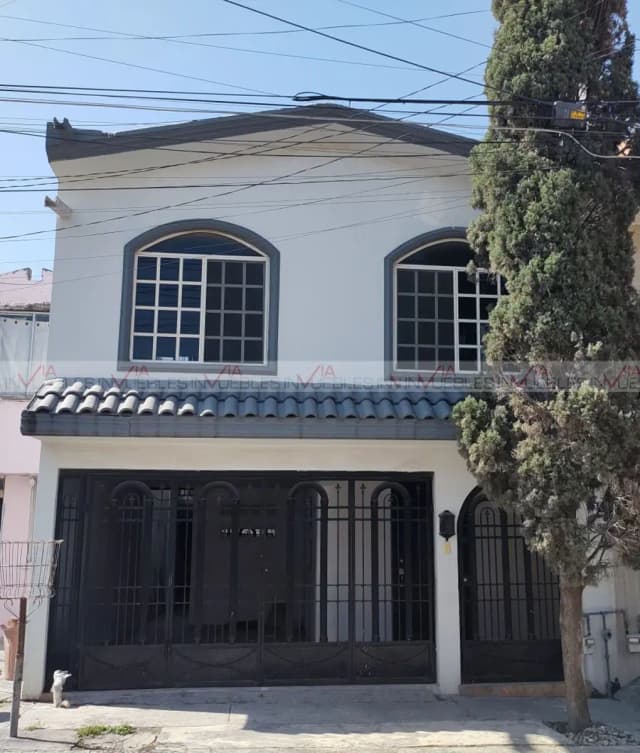 Casa en Venta en Paseo de las Fuentes, Apodaca, Nuevo León