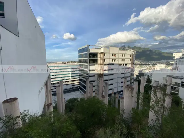 Terreno en Venta en Lomas de Montecristo, Monterrey, Nuevo León