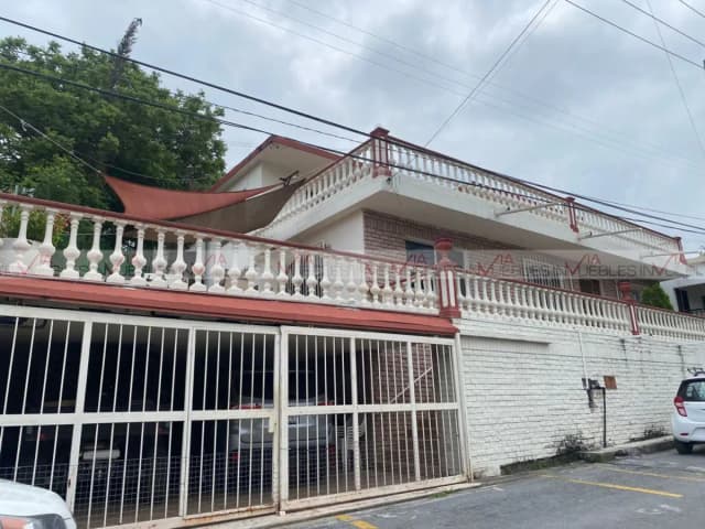 Casa en Venta en El Cercado Centro, Santiago, Nuevo León