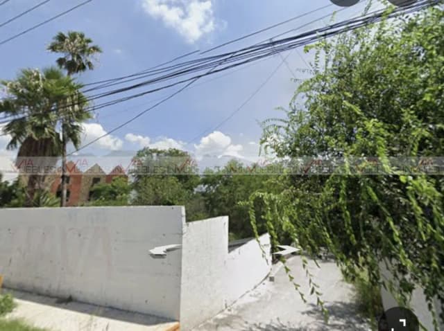 Terreno en Venta en Los Cenizos, Santa Catarina, Nuevo León