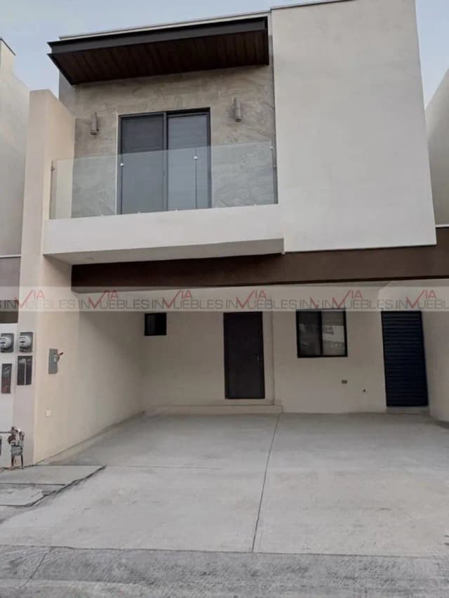 Casa en Renta en Las Cruces Residencial Club de Golf, Apodaca, Nuevo León