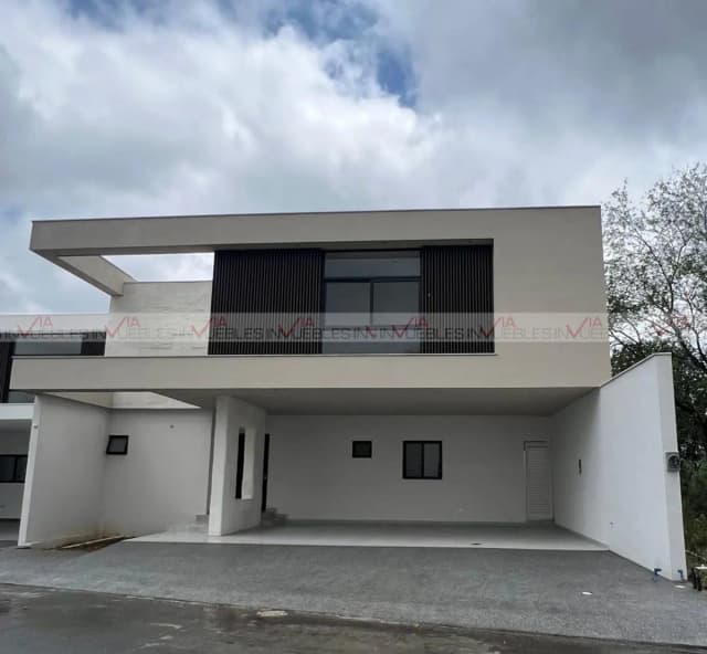 Casa en Venta en Valle de Santiago, Santiago, Nuevo León
