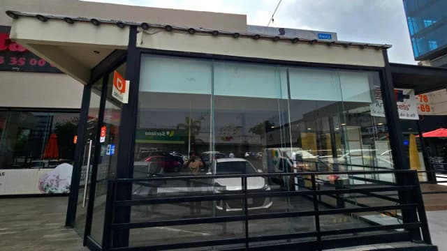 Local en Renta en Del Valle, San Pedro Garza García, Nuevo León