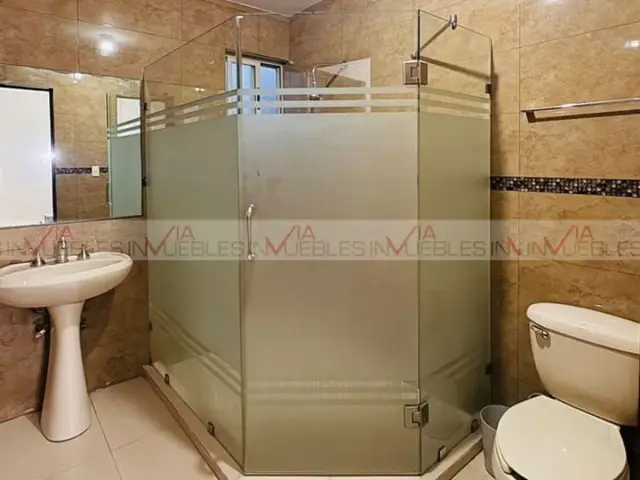 Casa en Venta en Paseo de Cumbres, Monterrey, Nuevo León