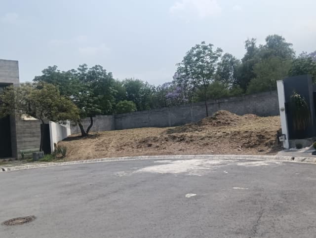 Terreno en Venta en El Refugio, Monterrey, Nuevo León