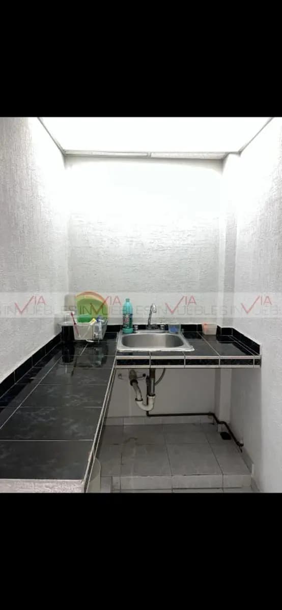 Oficina en Renta en Valle del Marquez, Monterrey, Nuevo León